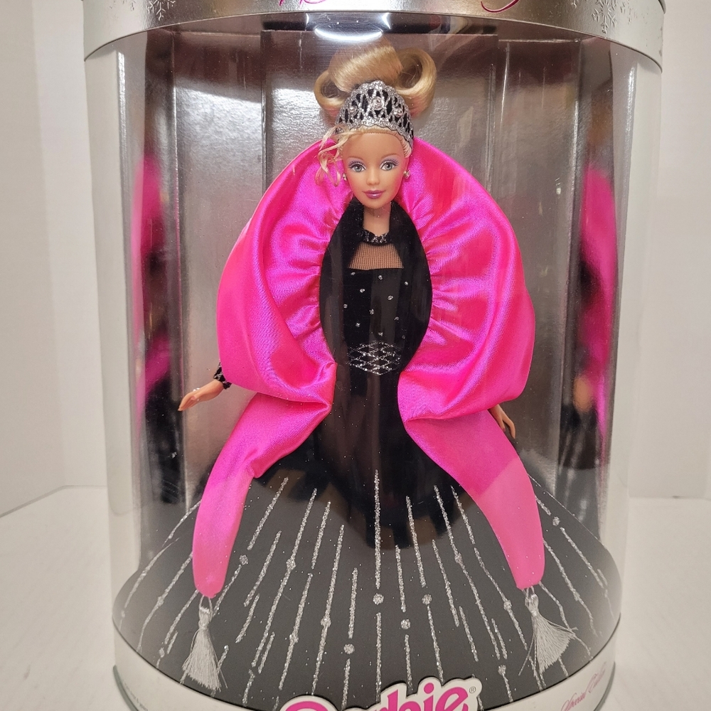 Vintage 1998 Happy Holiday Barbie #20200